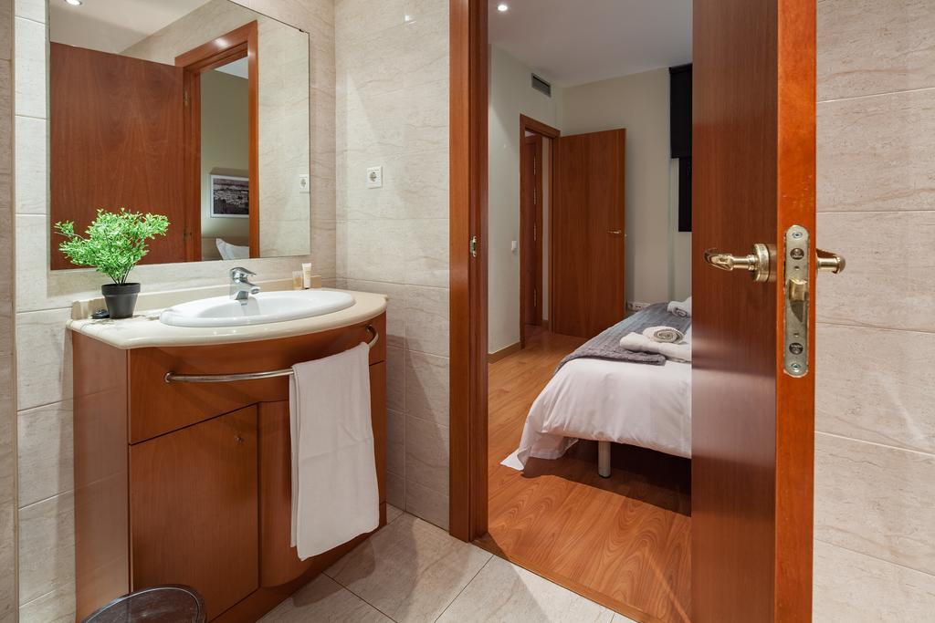 Habitat Apartments Carders Barcelona Quarto foto